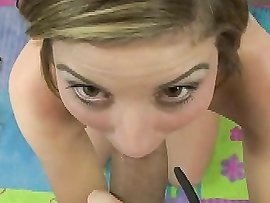 Sexy Amateur Ass Looks Hot In POV Fucking